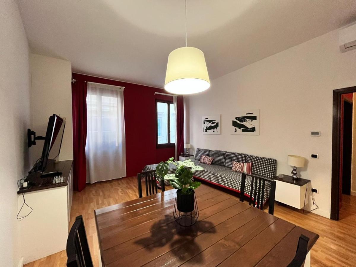 Red House In Piazza Signoria Appartement